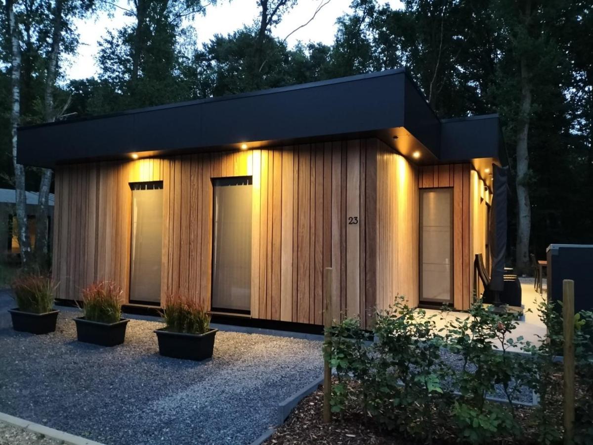 Theressa - Free Wifi En Netflix Zutendaal Exterior foto