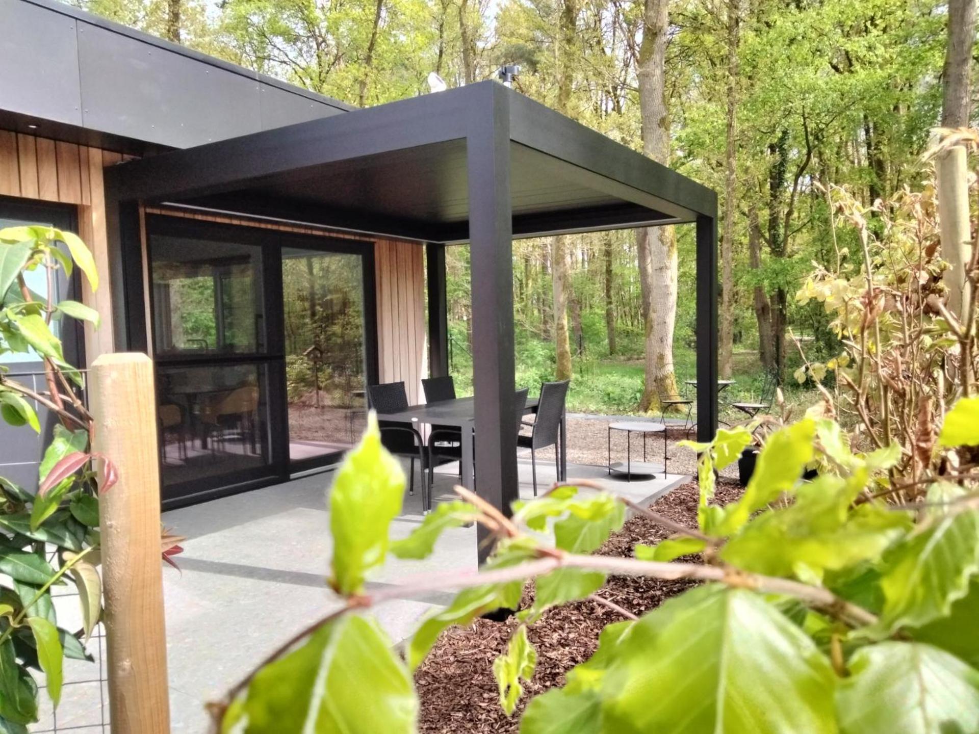 Theressa - Free Wifi En Netflix Zutendaal Exterior foto