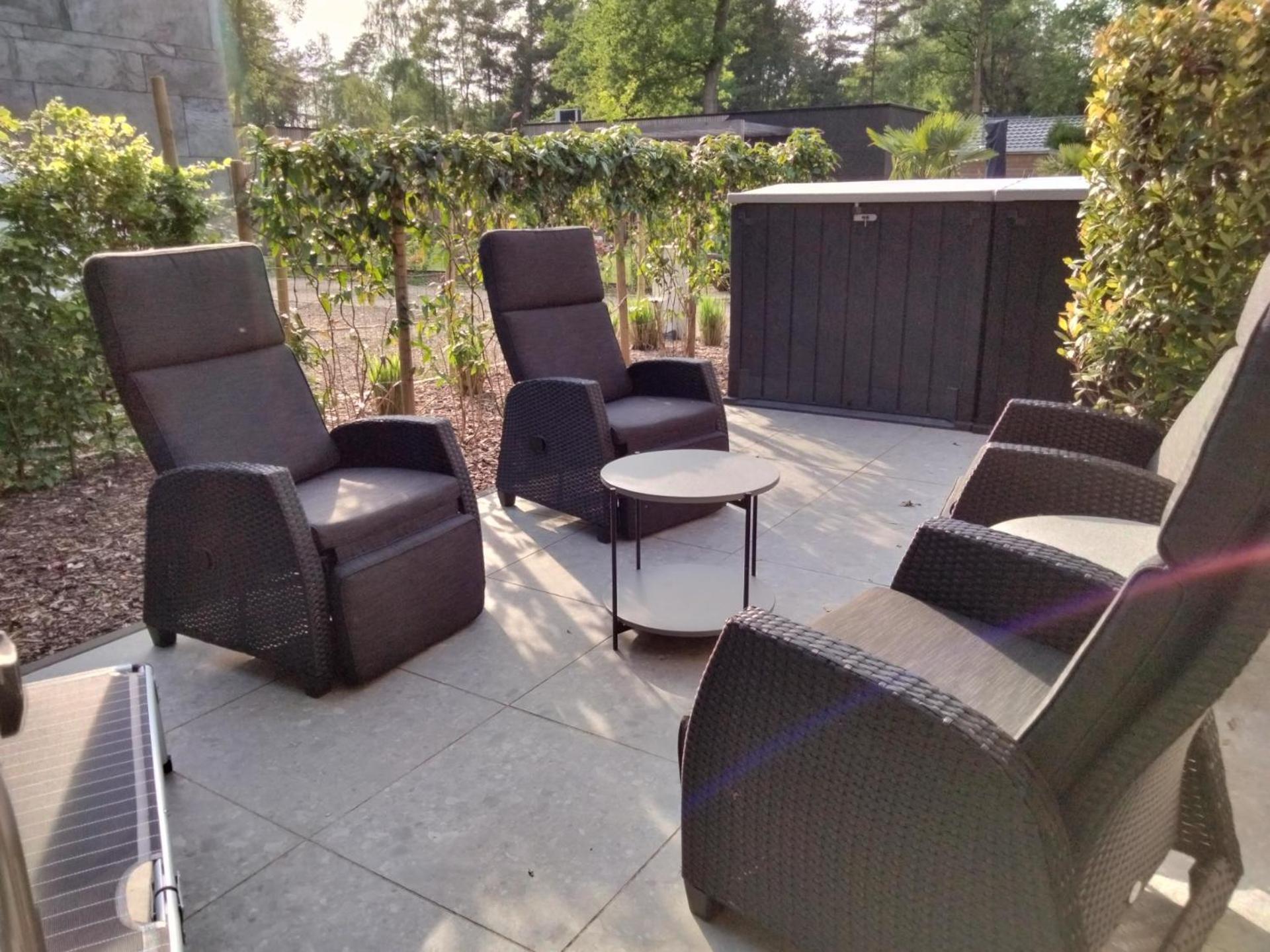 Theressa - Free Wifi En Netflix Zutendaal Exterior foto