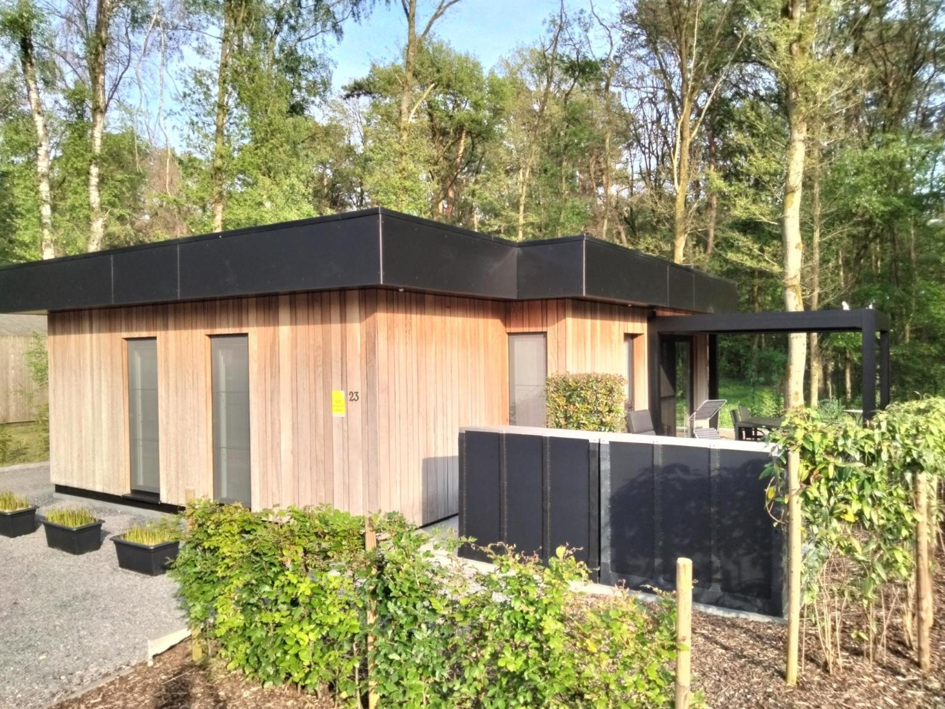Theressa - Free Wifi En Netflix Zutendaal Exterior foto